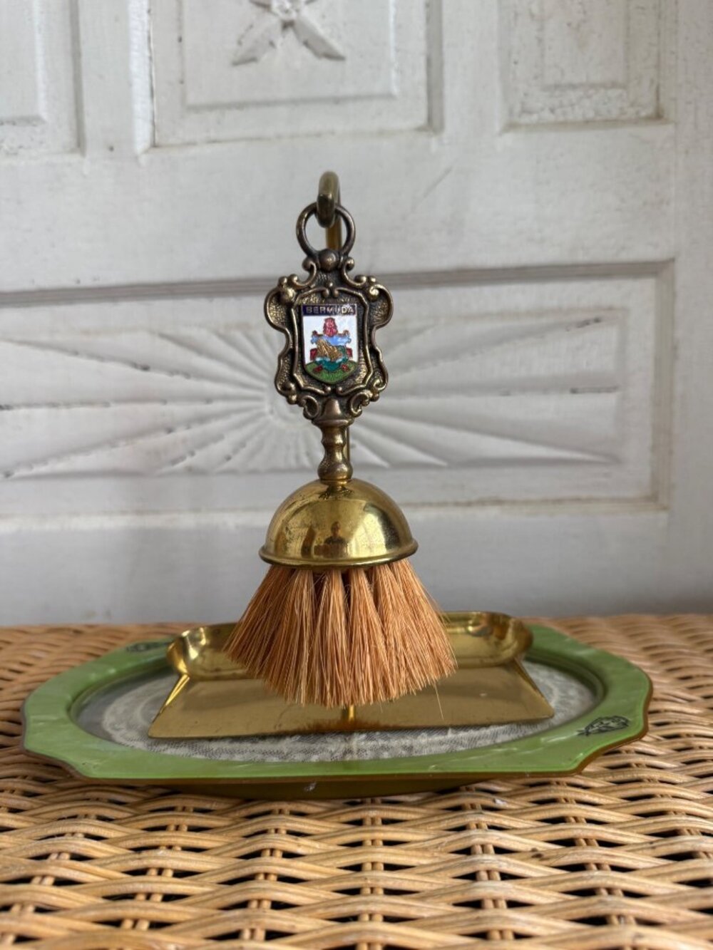 Vintage 50's Brass Silent Butler Crumb Catcher Peerage England Bermuda Souvenir - Picture 8 of 9
